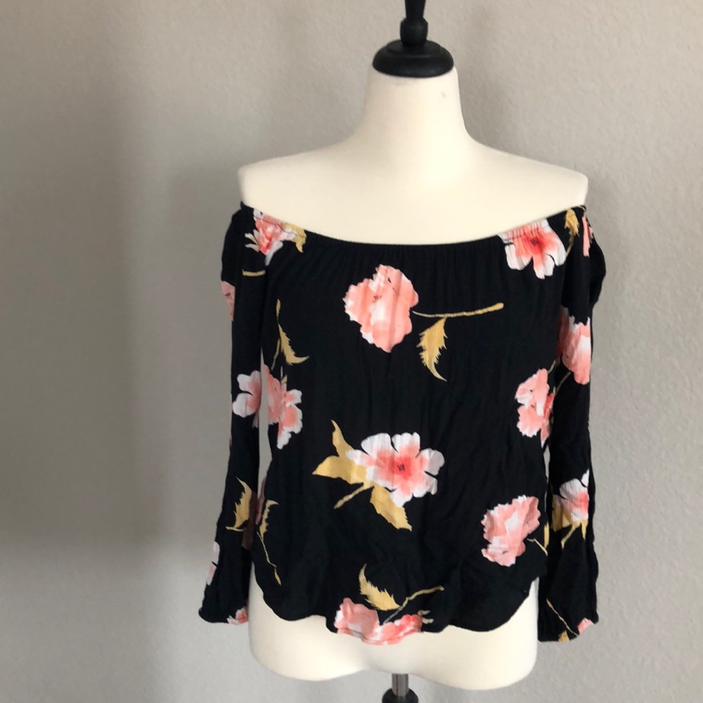 Billabong floral size large